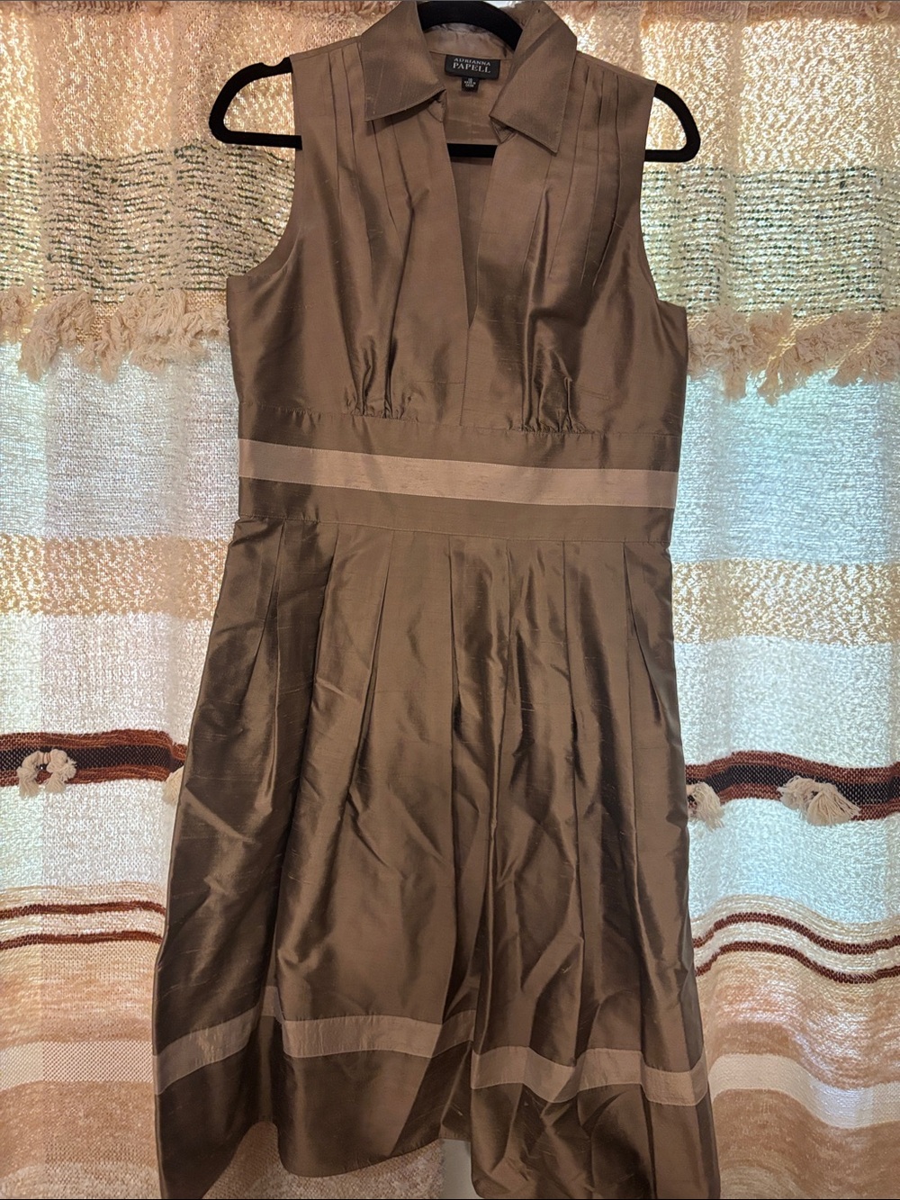 Adrianna Papell Taupe Sleeveless Collared Midi Dress